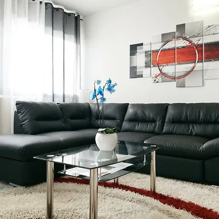 Apartment Lux